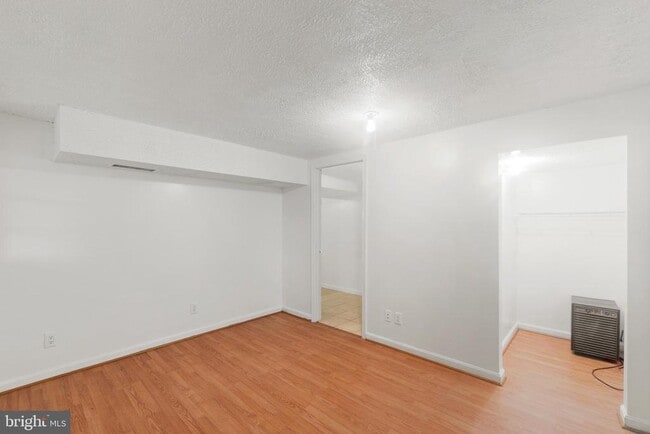 Building Photo - 45629 Frank Hayden Ln