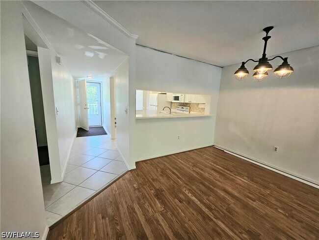 Building Photo - 3001 Sandpiper Bay Cir
