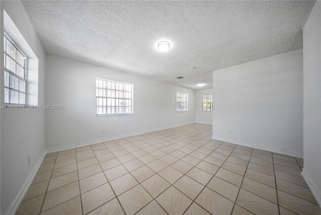 Building Photo - 20120 SW 112th Ct