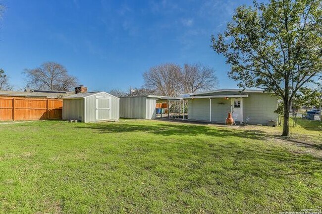 Building Photo - 603 Westmoreland Dr