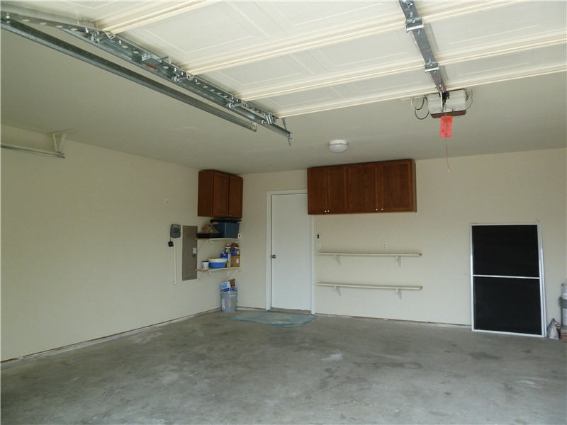 Building Photo - 4203 Falcon Dr