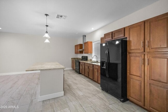 Building Photo - 7631 N 59th Ln