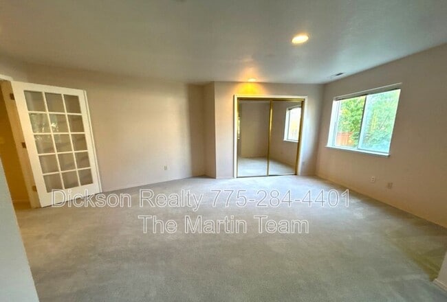 Building Photo - 3245 Marthiam Ave