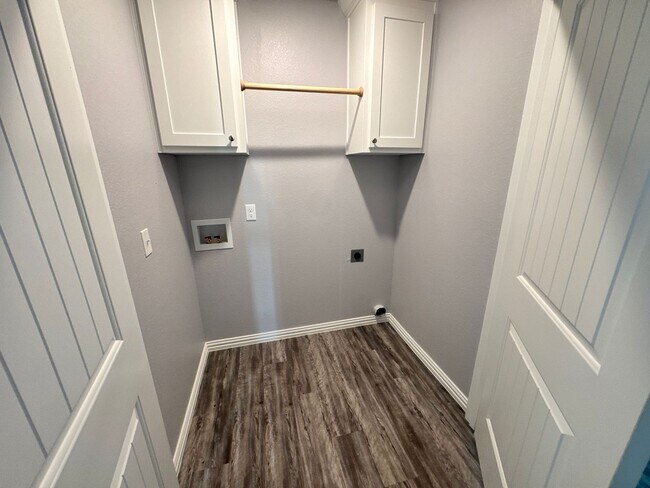 Building Photo - Brand-New 3 Bed, 2 Bath Home on Sweet Pea ...
