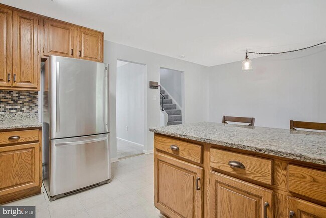 Building Photo - 1478 Lowell Ct