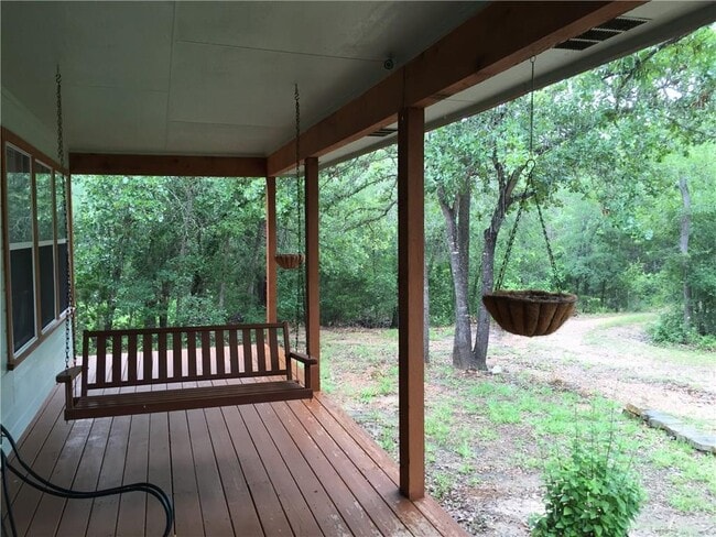 Building Photo - 109 Simpson Ave