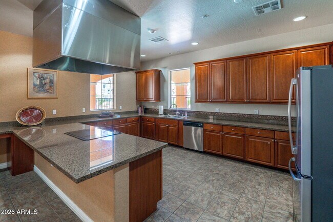 Building Photo - 14575 W Mountain View Blvd