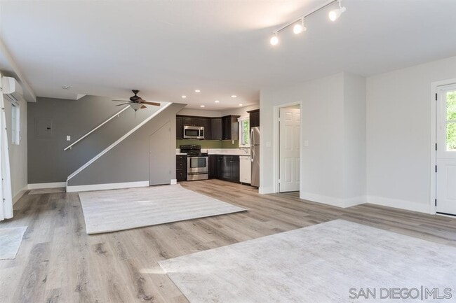 Building Photo - 4910 Ladera Sarina