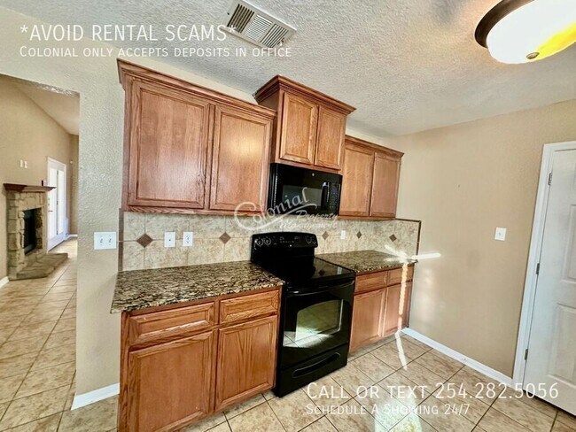 Building Photo - 6503 Deorsam Loop