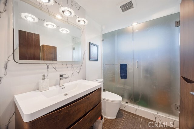 Building Photo - 332 Avenue E