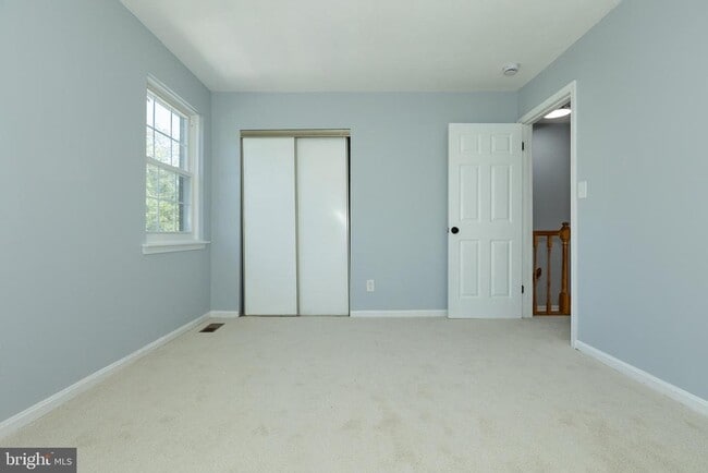 Building Photo - 13640 Deerwater Dr