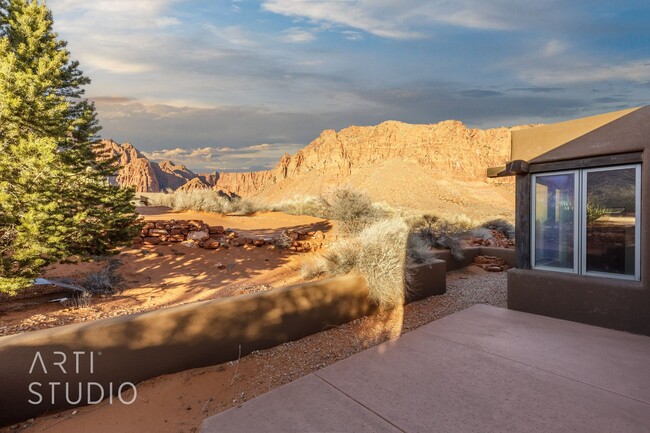 Building Photo - Beautiful Home in Kayenta