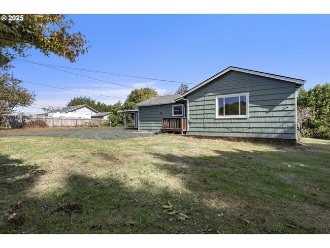 Building Photo - 63701 Chamberlain Rd