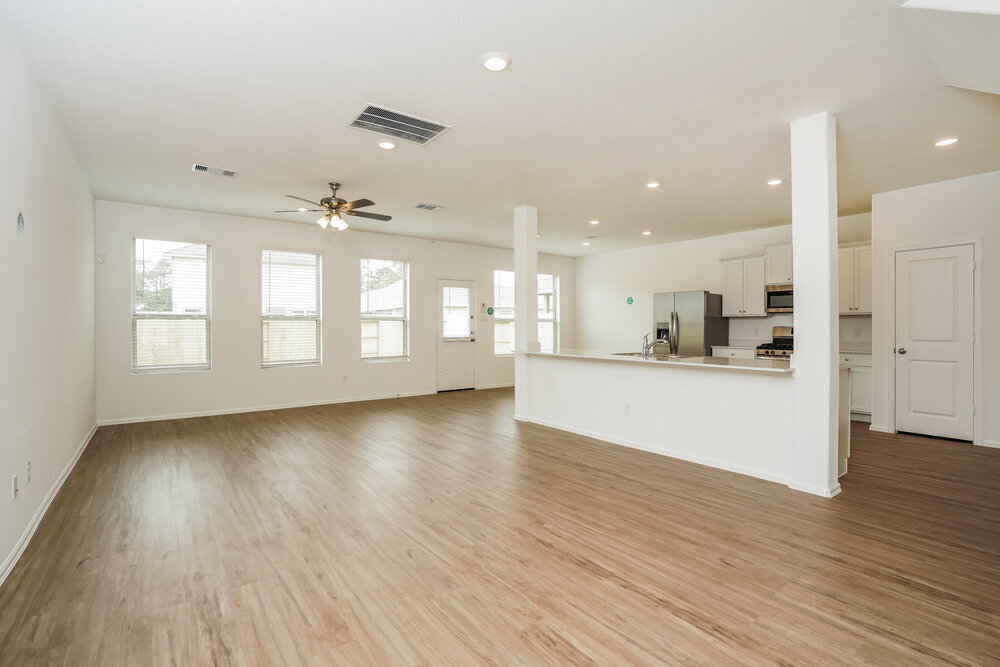 Building Photo - 1722 Sahara Dr