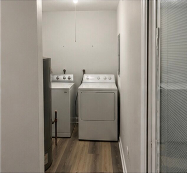 Building Photo - 217 S Orchard Dr