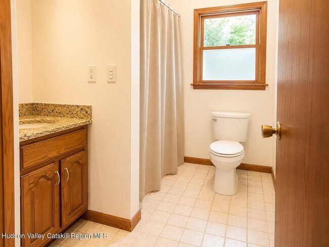 Building Photo - 4302 Genesee Dr