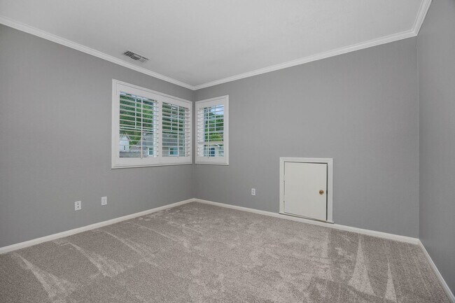 Building Photo - Beautiful home in Canterbery