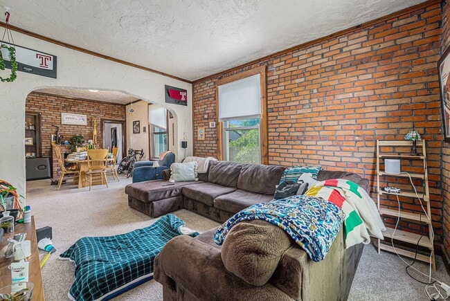 Building Photo - 2Bed/1Bath Duplex in Platte Park