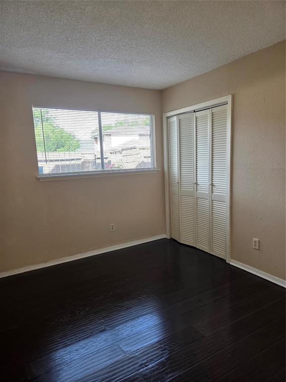Building Photo - 12029 Greenwood Forest Dr