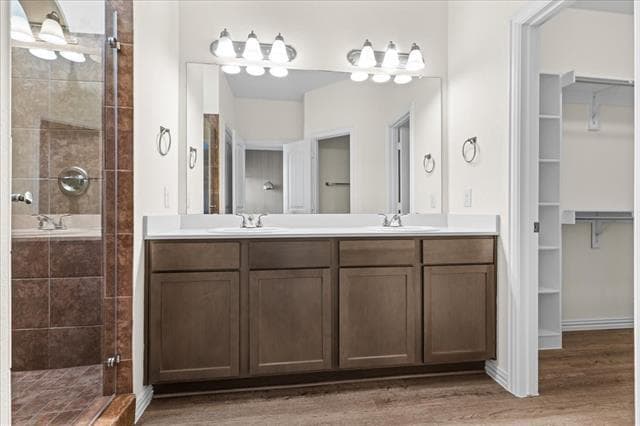 Building Photo - 220 Camden St