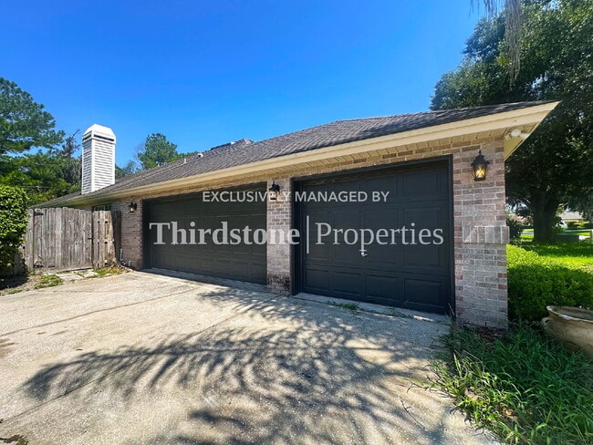 Building Photo - 12770 Camellia Bay Dr W