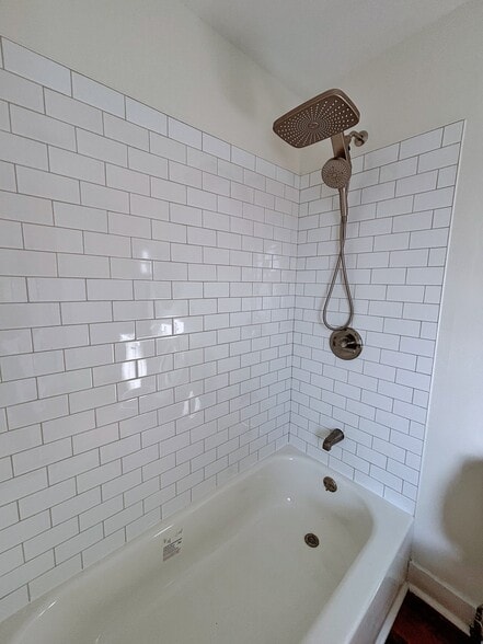 Building Photo - 201 Lillian Ave