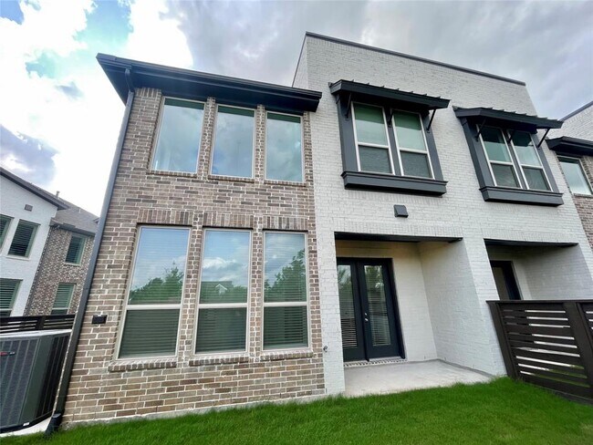 Building Photo - 16518 Amber Patina Ln
