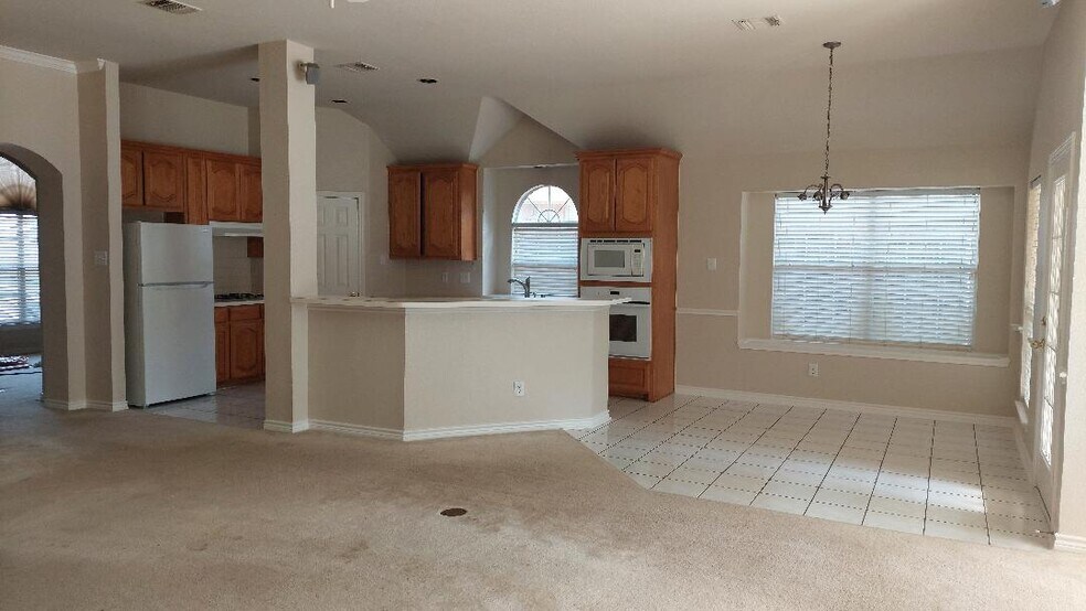 Building Photo - 7805 Brook Meadow ln