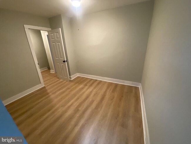 Building Photo - 617 New York St