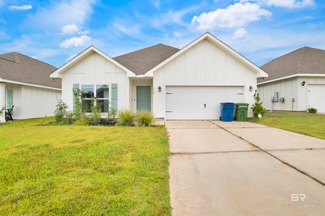 Building Photo - 390 Gemini St