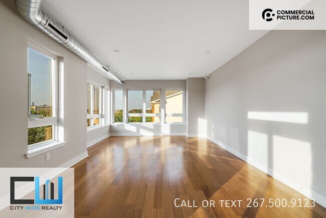 Building Photo - 3202 Capri Dr