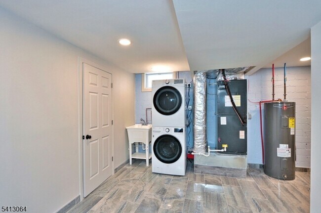 Building Photo - 75 Nolans Point Rd