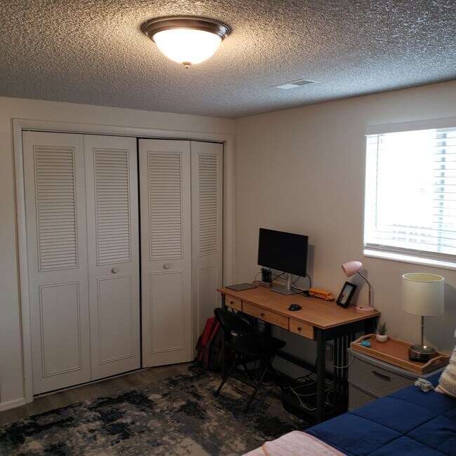 Building Photo - 1B/1B Pet Friendly Apartment South of BYU