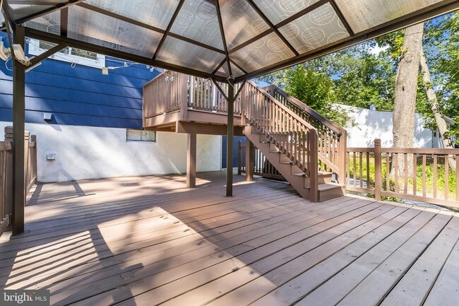 Building Photo - 309 California Trail