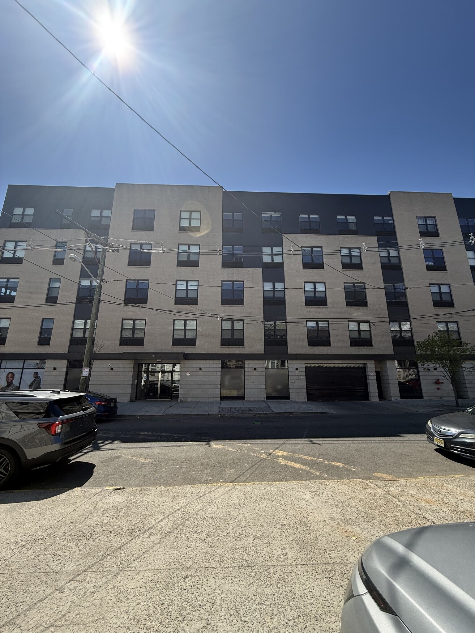 Building Photo - 429 Bergen Ave