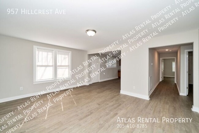 Building Photo - 957 Hillcrest Ave
