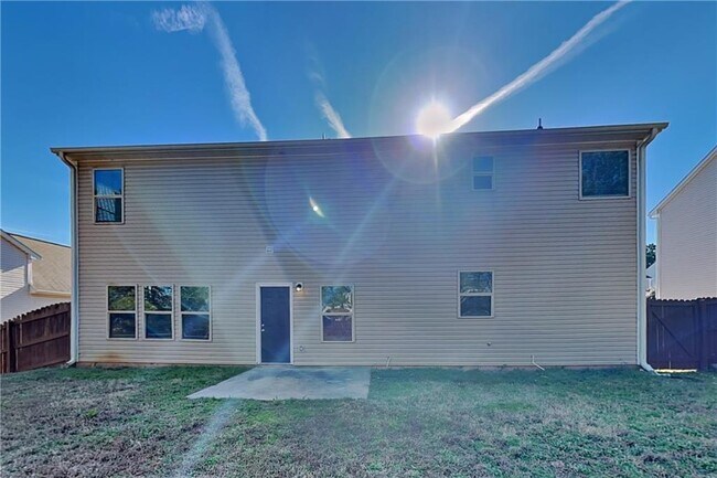 Building Photo - 122 Dynasty Ln