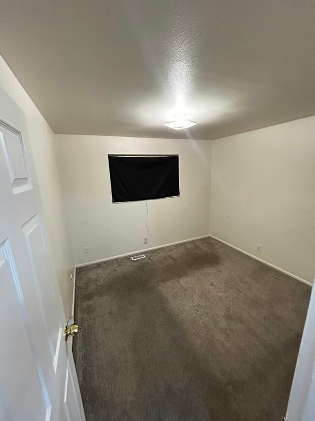 Building Photo - 1206 Harris Ave