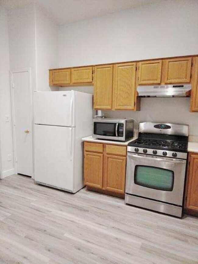 Building Photo - Fully Furnished North Shores Single Story 3/2/2