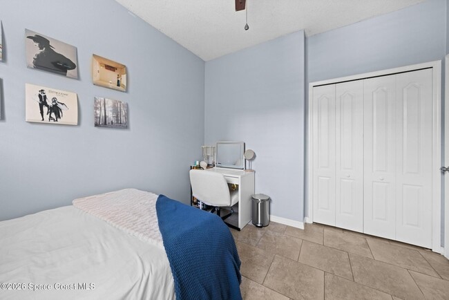 Building Photo - 1850 Emerald Green Cir