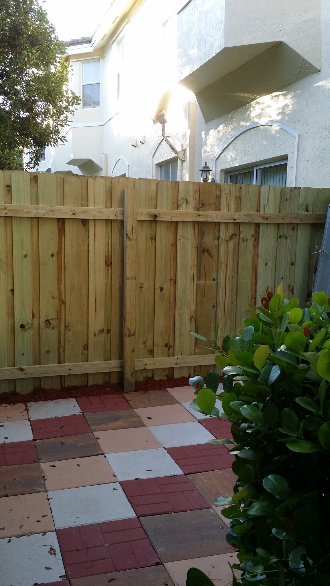 patio - 1536 SE 26th St