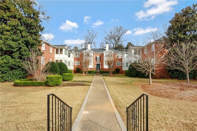 Building Photo - 115 Peachtree Memorial Dr NW