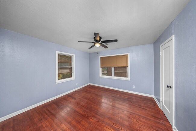 Building Photo - 1416 NW 23rd St