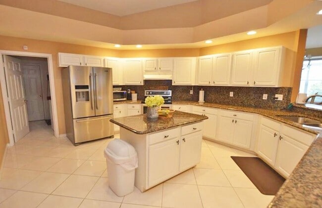 Building Photo - ***MOTIVATED LANDLORD***WONDERFUL ANNUAL 3...