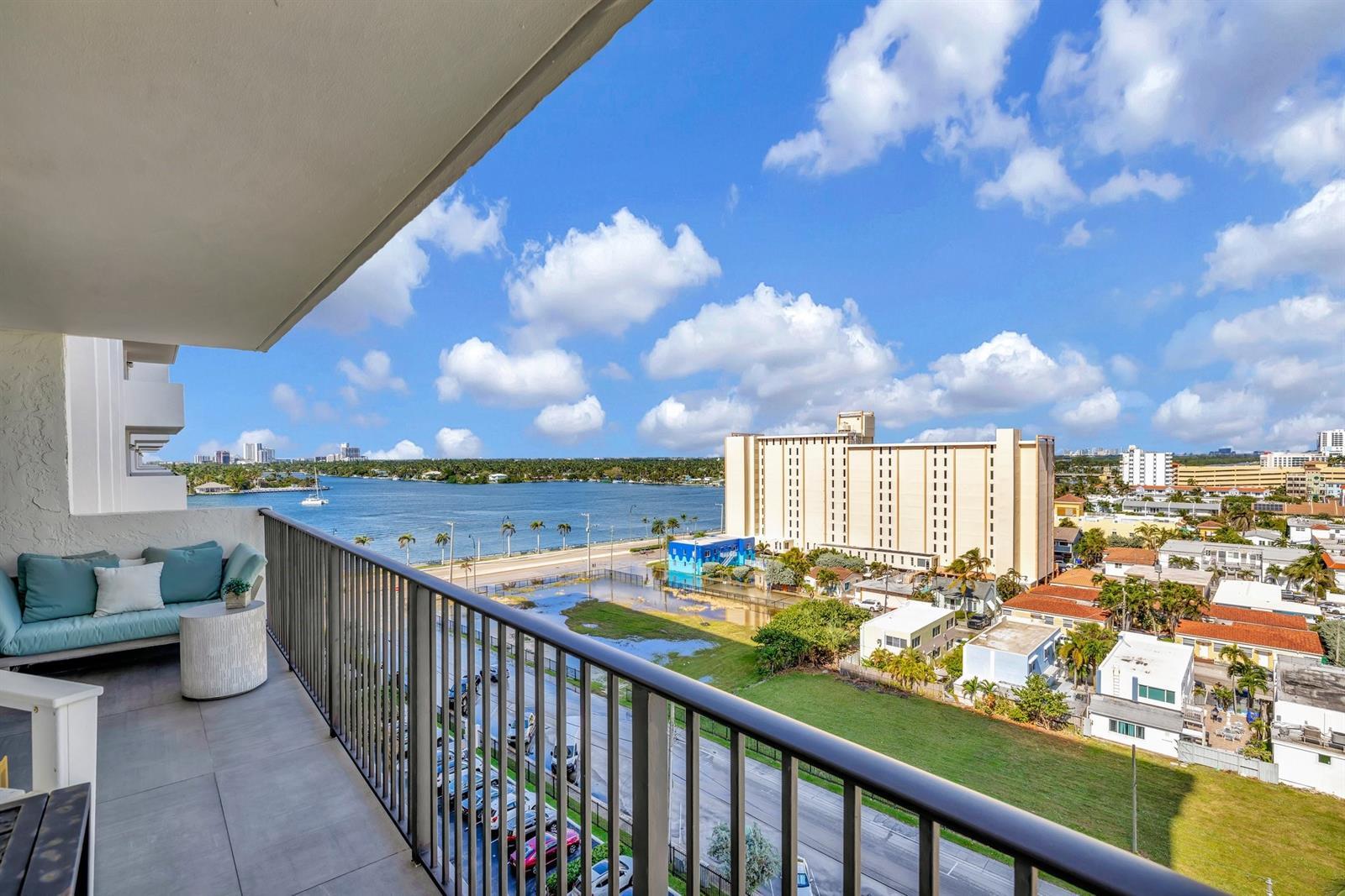 Building Photo - 1201 S Ocean Dr
