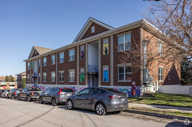 Building Photo - State Street Flats