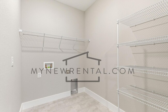 Building Photo - 3093 Spice Ln