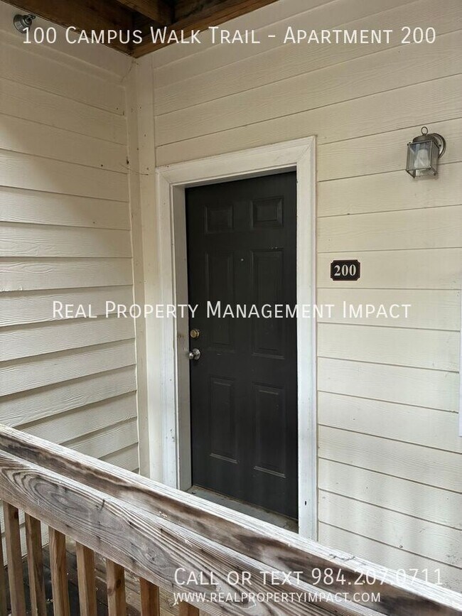 Building Photo - 100 Campus Walk Trl