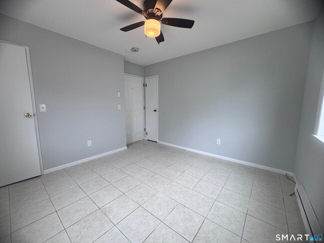 Building Photo - 16 N Taylor Ave