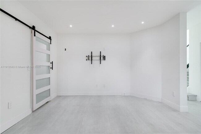 Building Photo - 11583 NW 69th Terrace